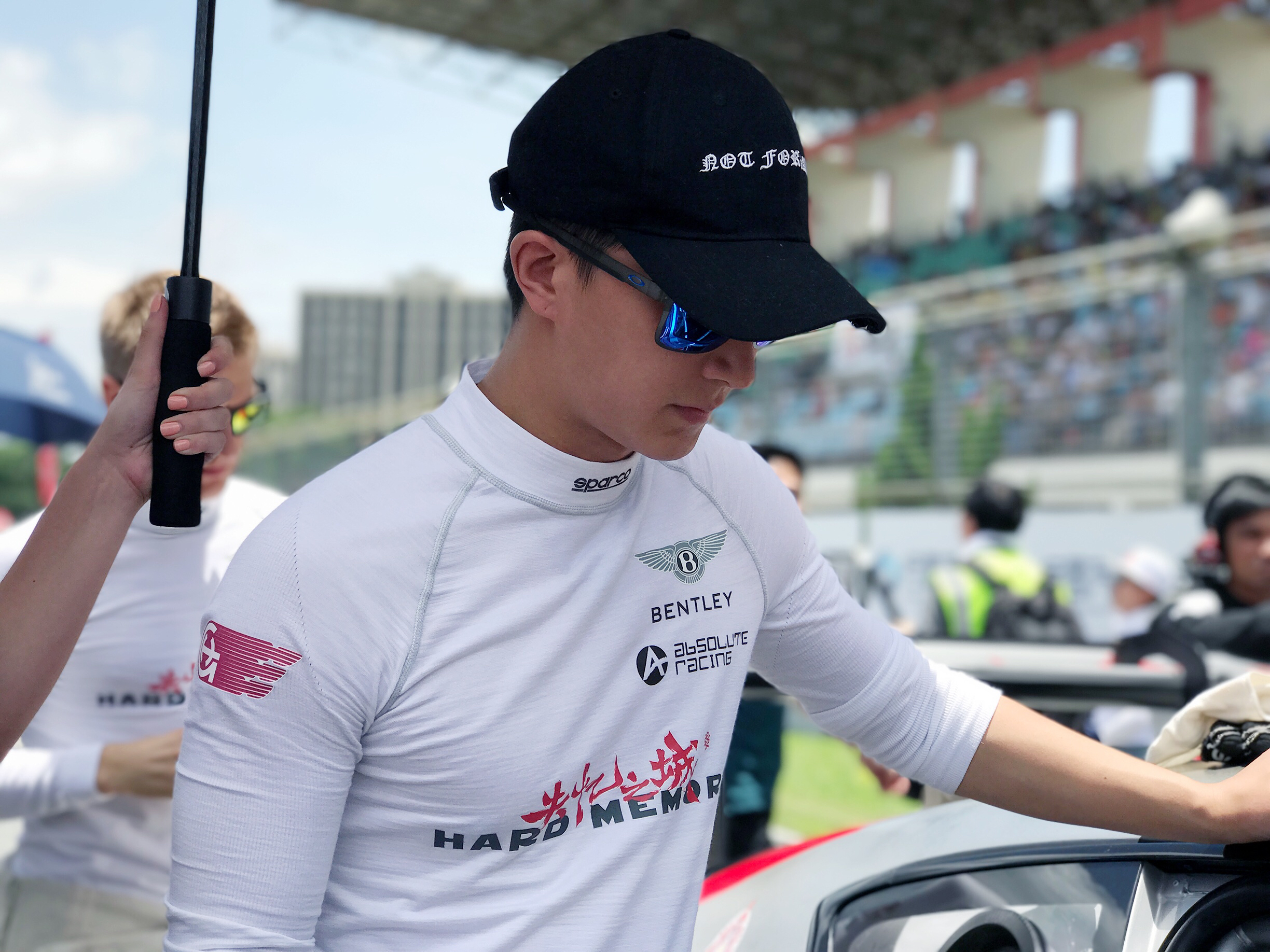 F1赛车明星：速度与决心之间