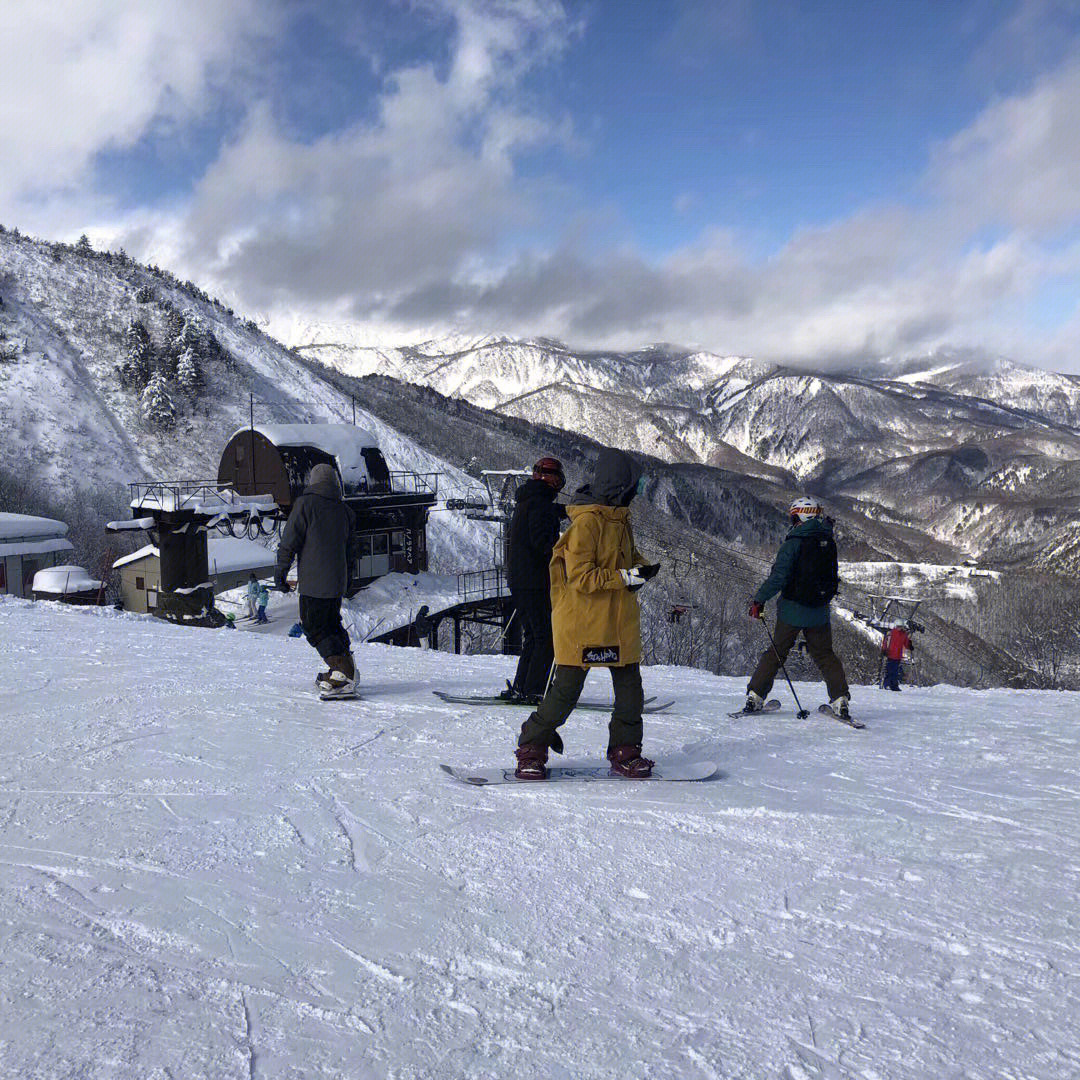 电子烟怎么加烟油图解_电子烟如何加盟 搜雪加 优势_如烟电子烟怎么加烟油