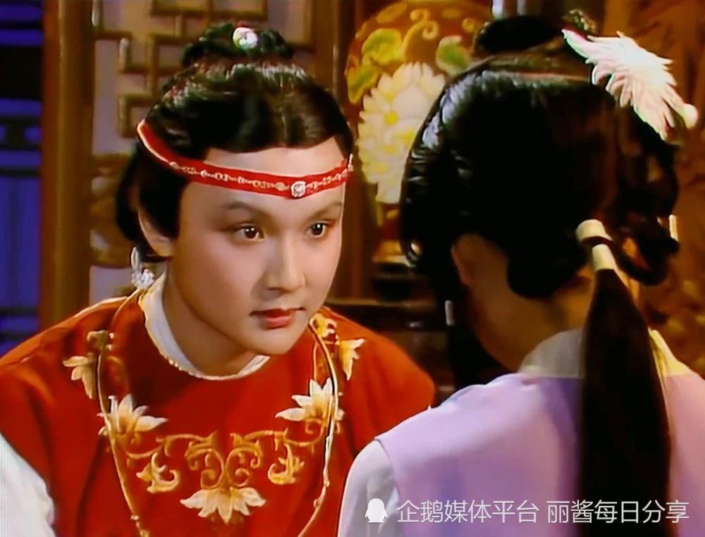 贾府的女儿，美丽温柔的贾宝玉表妹，红楼梦人物连连看