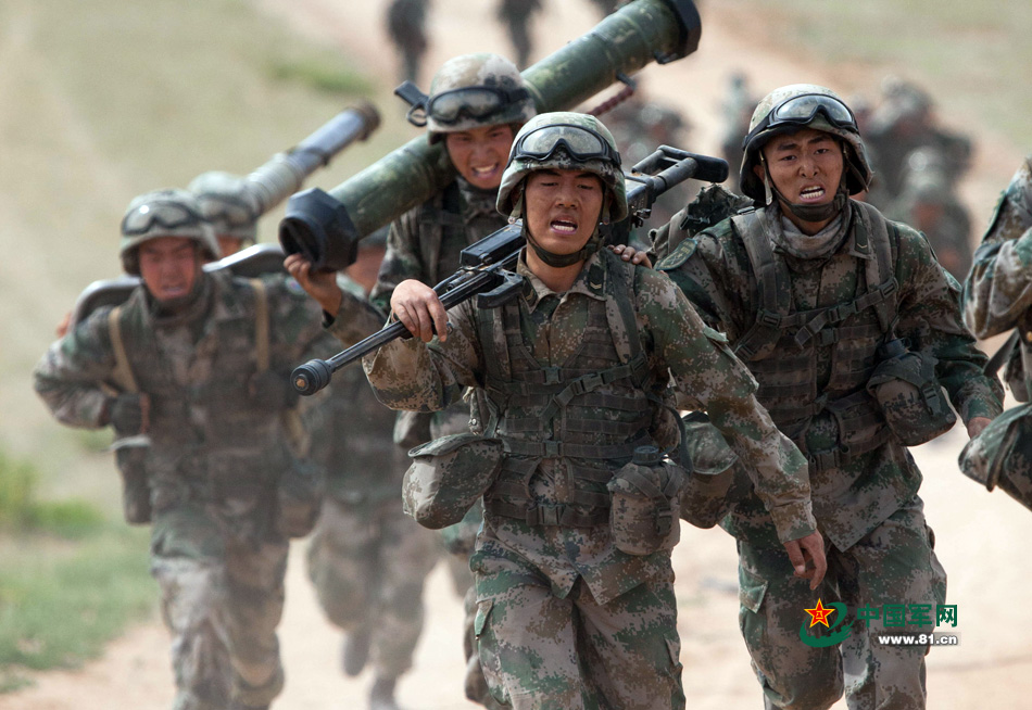 武装突袭_武装突袭3怎么设置中文_武装突袭4