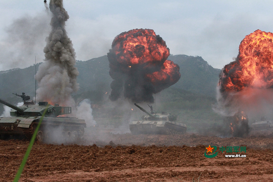 武装突袭4_武装突袭3怎么设置中文_武装突袭