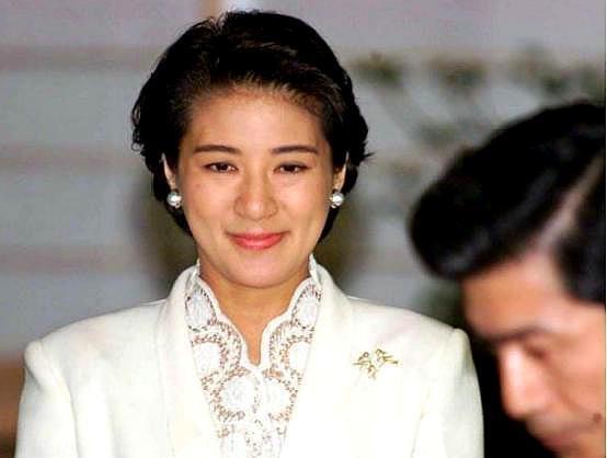 公主的游戏_公主游戏女生换装_公主游戏大全破解版