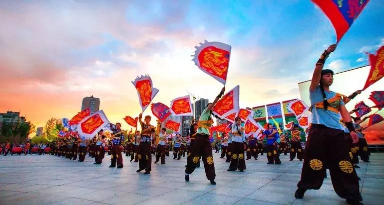 中国旅游日是每年的几月几日-独特魅力尽显，中国旅游日，你我共