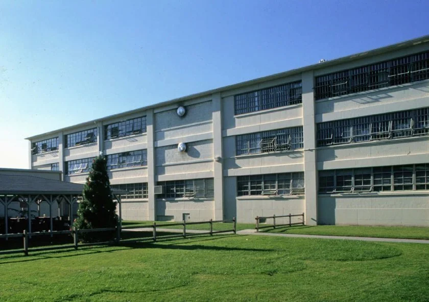手机游戏类似监狱建筑师_和监狱建筑师差不多的逃狱的_类似监狱建筑师的电脑游戏