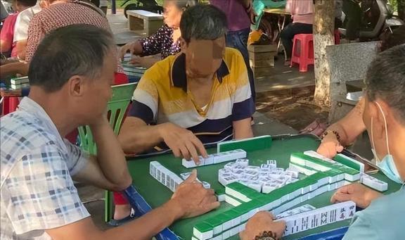 平衡下落下载安装_手机游戏平衡下落_平衡下落怎么玩