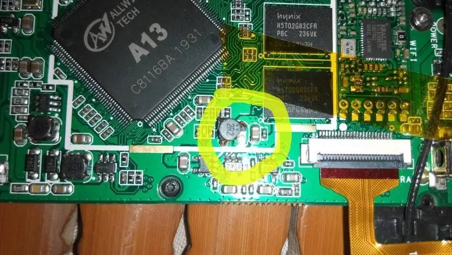 电脑显示器不亮主机正常_主机器不亮正常显示电脑黑屏_主机不亮怎么回事