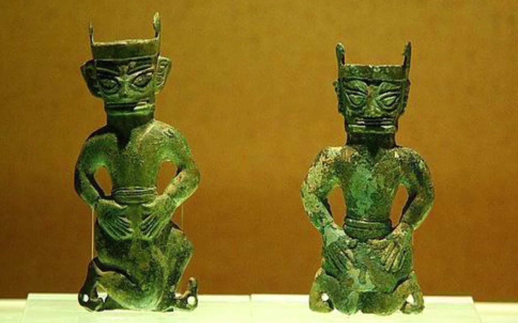 探秘戈德拉星人：神秘的外星生命与友好的交流氛围