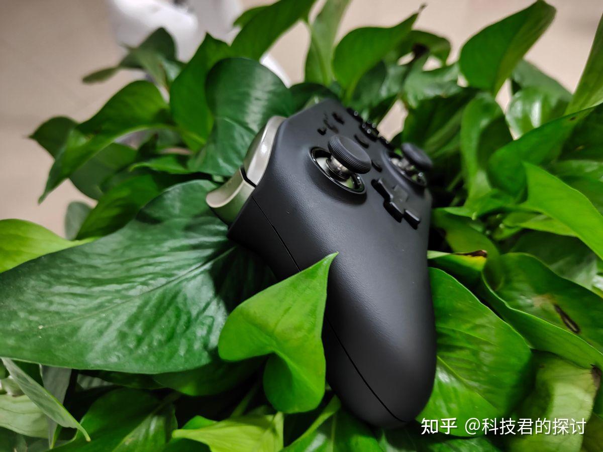 手机游戏柄盒子：让你的游戏体验瞬间升级，随时随地畅玩