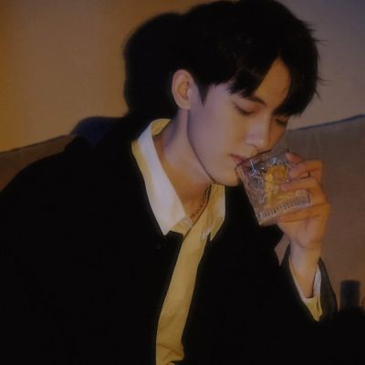 言峰士郎：让人瞬间陷入情绪漩涡的魅力男生