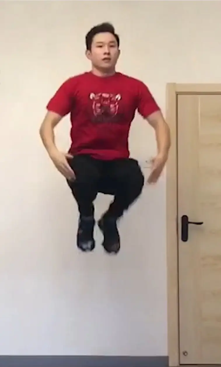 肢体动作类游戏_肢体动作的游戏_肢体动作手机游戏