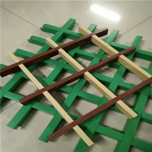 格栅灯尺寸都有哪些_格栅灯尺寸规格表_格栅灯尺寸