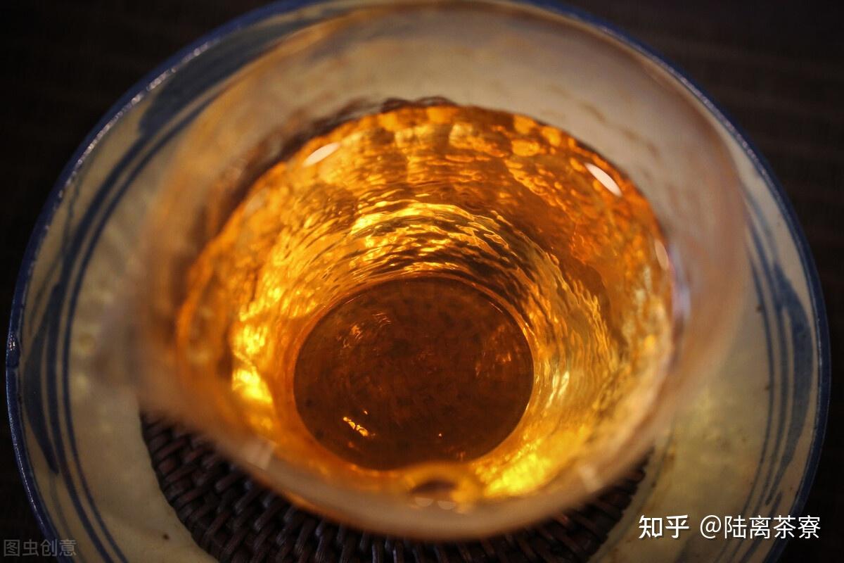 手机游戏暴力事件下载-手机游戏乱象频出，家长担忧孩子接触不良