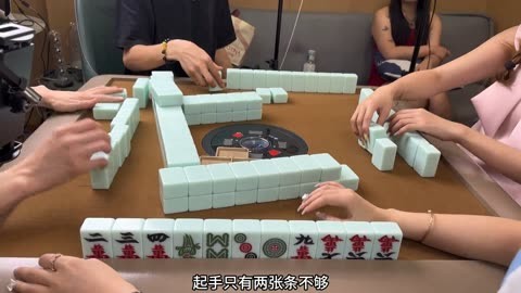 手机上五个人的麻将游戏_手机麻将小游戏_手机麻将在线游戏