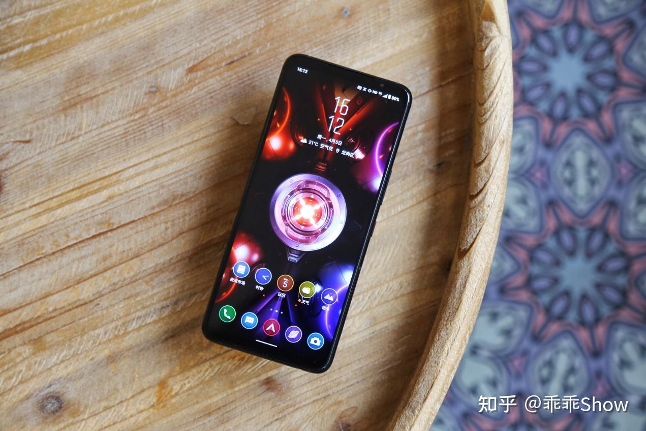 知乎手机游戏_手机游戏平台好做吗知乎_知乎平台手机好做游戏赚钱吗