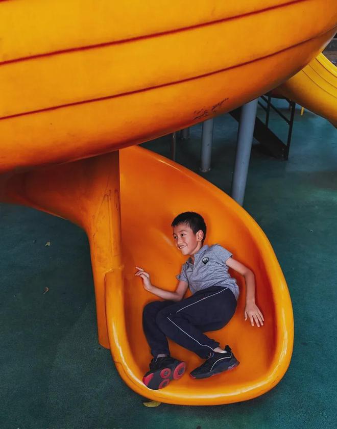 手机游戏开发培训：一场脑力与创意的马拉松之旅